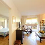 Les Eucalyptus-3 By Interhome