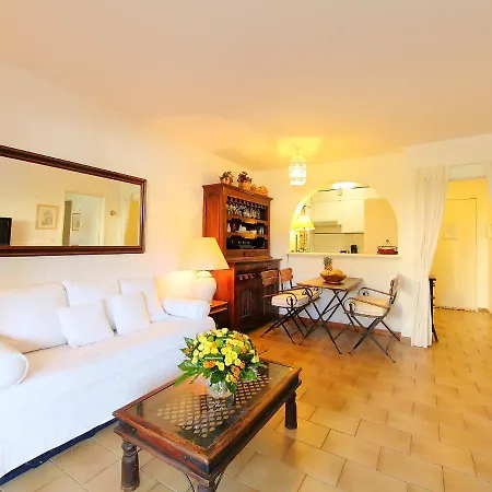 Les Eucalyptus-3 By Interhome *